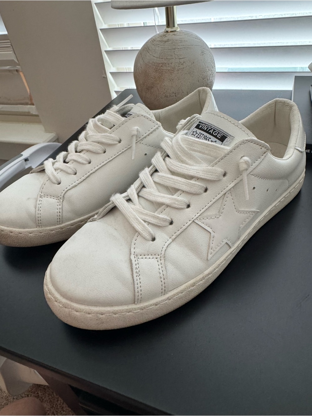Vintage-Inspired White Low-Top Star Sneakers